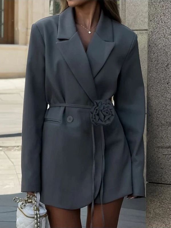 3D floral appliqué blazer